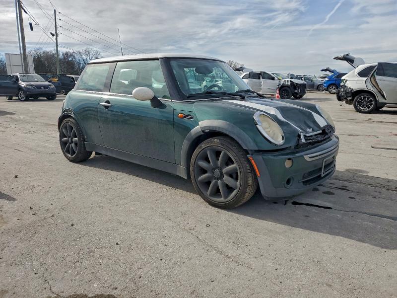 Photo 4 from auction – 2005 MINI COOPER with VIN WMWRC33425TC58749