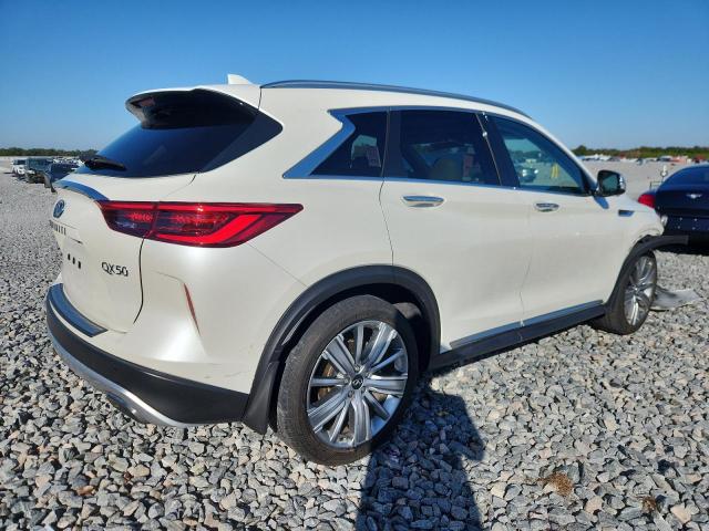 Photo 3 from auction – 2021 INFINITI QX50 ESSEN with VIN 3PCAJ5CA8MF114709