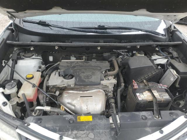 Photo 12 from auction – 2015 TOYOTA RAV4 LE with VIN 2T3BFREV5FW279935