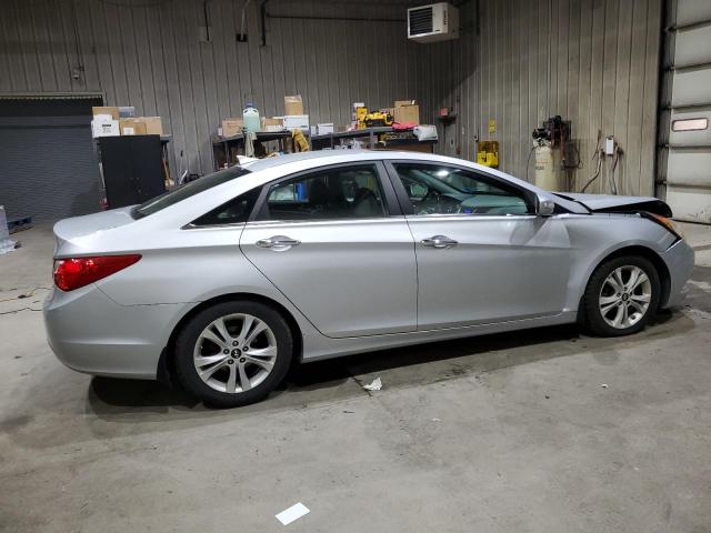 Foto 3 de la subasta – 2013 HYUNDAI SONATA SE con VIN 5NPEC4AC4DH782910