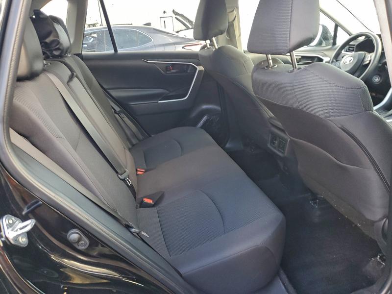 Photo 11 from auction – 2023 TOYOTA RAV4 LE with VIN 2T3G1RFV7PC379329