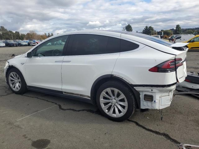 Photo 2 from auction – 2016 TESLA MODEL X with VIN 5YJXCBE24GF015818