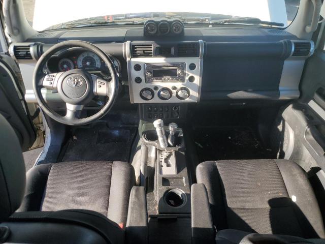 Photo 8 from auction – 2011 TOYOTA FJ CRUISER with VIN JTEBU4BF3BK099535