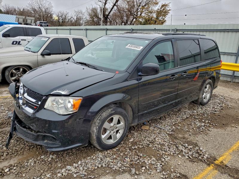 DODGE GRAND CARA 2013 z numerem VIN 2C4RDGCG4DR552741 - Zdjęcie z aukcji