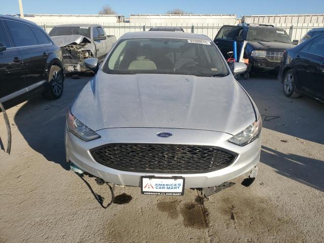 Photo 5 from auction – 2017 FORD FUSION S with VIN 3FA6P0G70HR310370