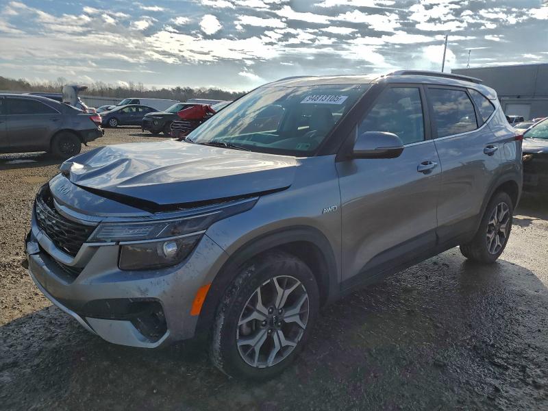 KIA SELTOS EX 2022 with VIN KNDERCAA9N7242675 - Photo from auction