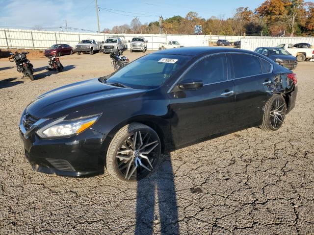 NISSAN ALTIMA 2.5 2018 with VIN 1N4AL3AP0JC200830 - Photo from auction