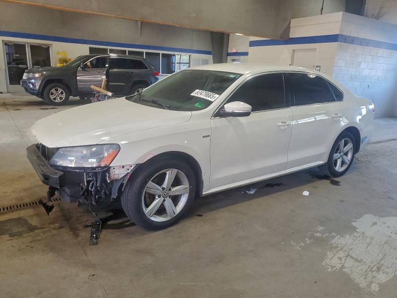 Photo 1 from auction – 2015 VOLKSWAGEN PASSAT S with VIN 1VWAT7A36FC102419