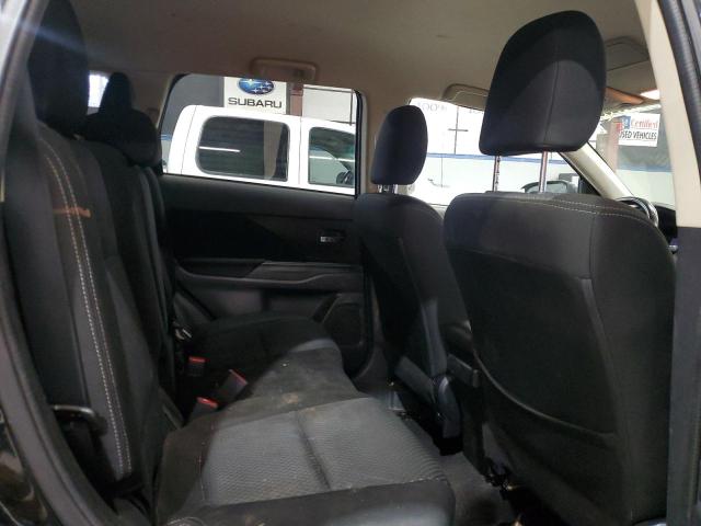 Photo 11 from auction – 2017 MITSUBISHI OUTLANDER with VIN JA4AZ2A33HZ052349