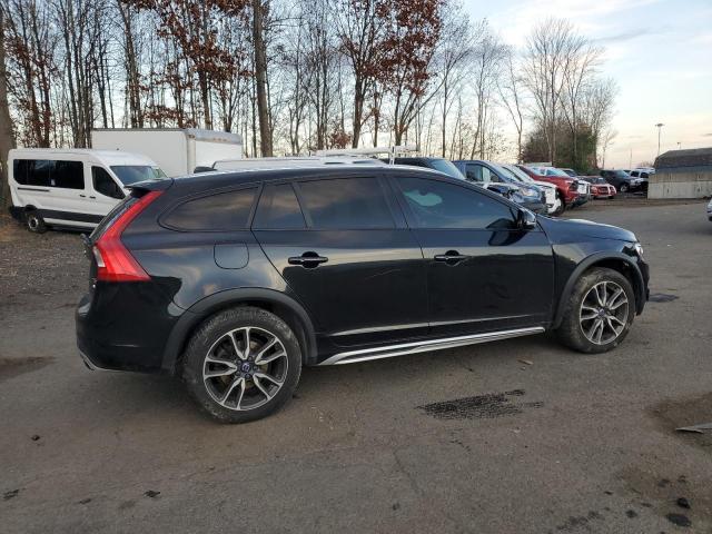 Photo 3 from auction – 2017 VOLVO V60 CROSS with VIN YV440MWK3H1040089
