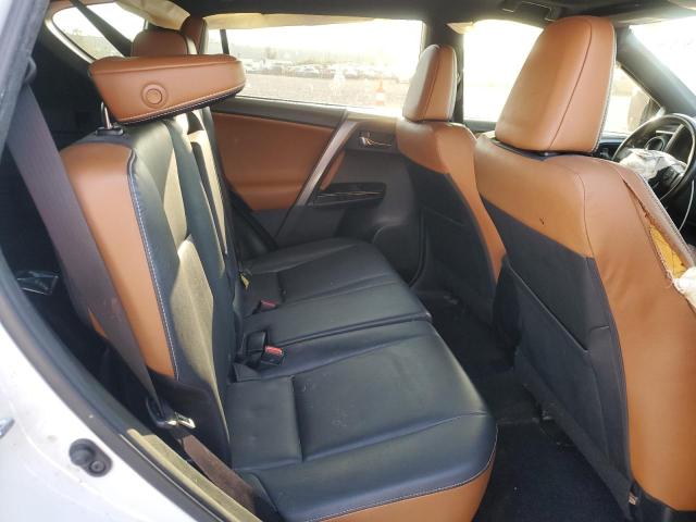 Photo 11 from auction – 2016 TOYOTA RAV4 SE with VIN JTMJFREV6GJ070473