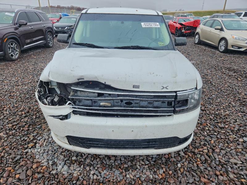 Photo 5 from auction – 2019 FORD FLEX SE with VIN 2FMGK5B83KBA13881