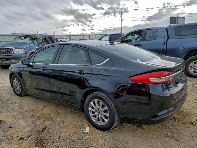 Photo 2 from auction – 2017 FORD FUSION S with VIN 3FA6P0G78HR155082