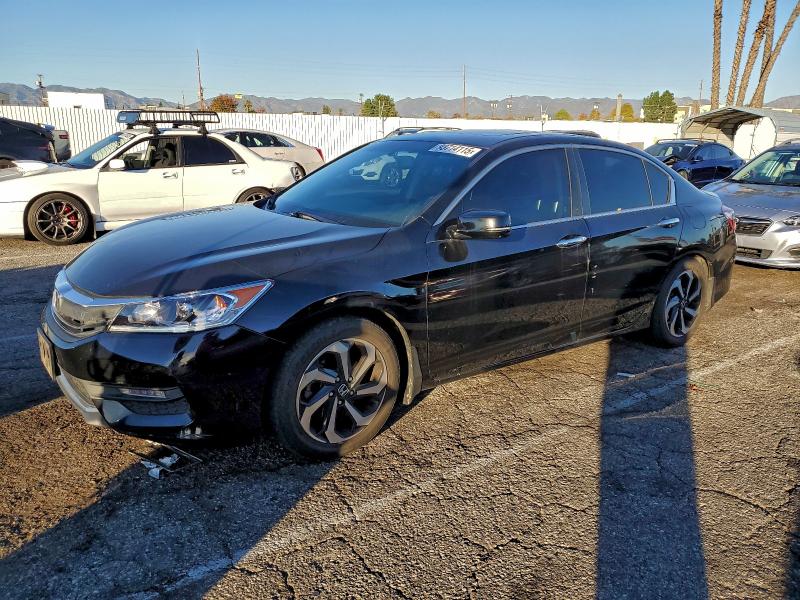 HONDA ACCORD 2017 with VIN 1HGCR2F87HA094364 - Photo from auction
