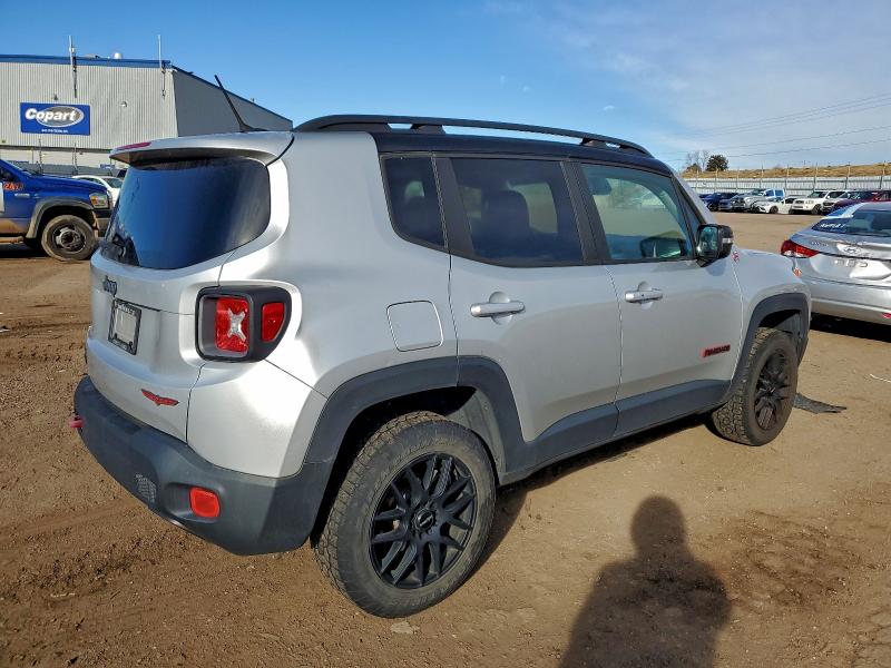 Photo 3 from auction – 2017 JEEP RENEGADE T with VIN ZACCJBCB3HPG34976