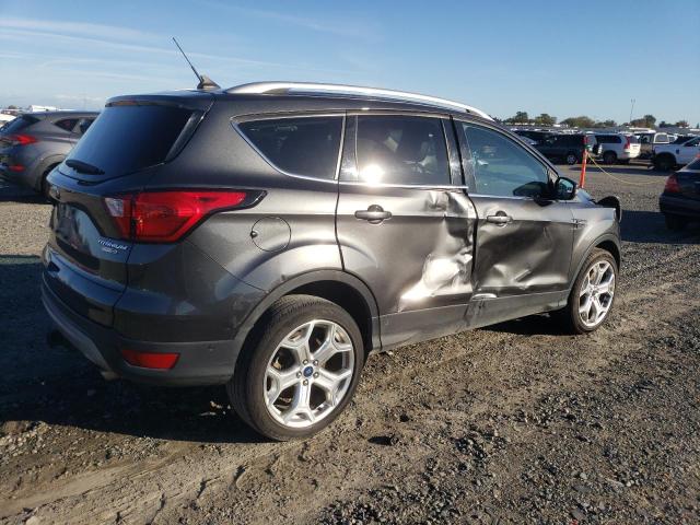 Photo 3 from auction – 2019 FORD ESCAPE TIT with VIN 1FMCU9J93KUB79824