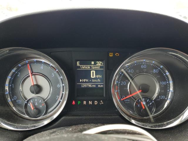 Photo 9 from auction – 2015 CHRYSLER TOWN & COU with VIN 2C4RC1CGXFR674734