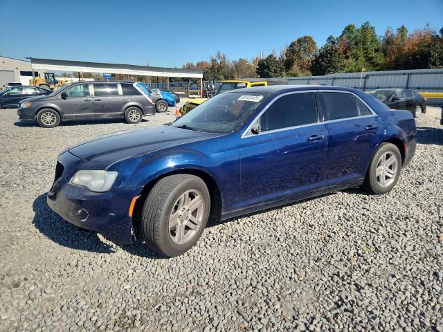 CHRYSLER 300 LIMITE 2017 مع رقم تعريف المركبة 2C3CCAAG3HH591037 - صورة من المزاد