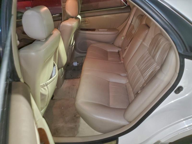 Photo 10 from auction – 2000 LEXUS ES 300 with VIN JT8BF28G5Y5076119