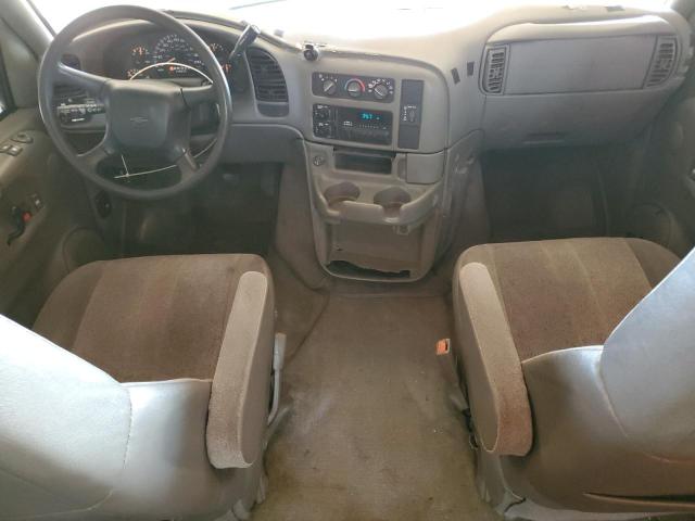 Photo 8 from auction – 2002 CHEVROLET ASTRO with VIN 1GNDM19X12B139385