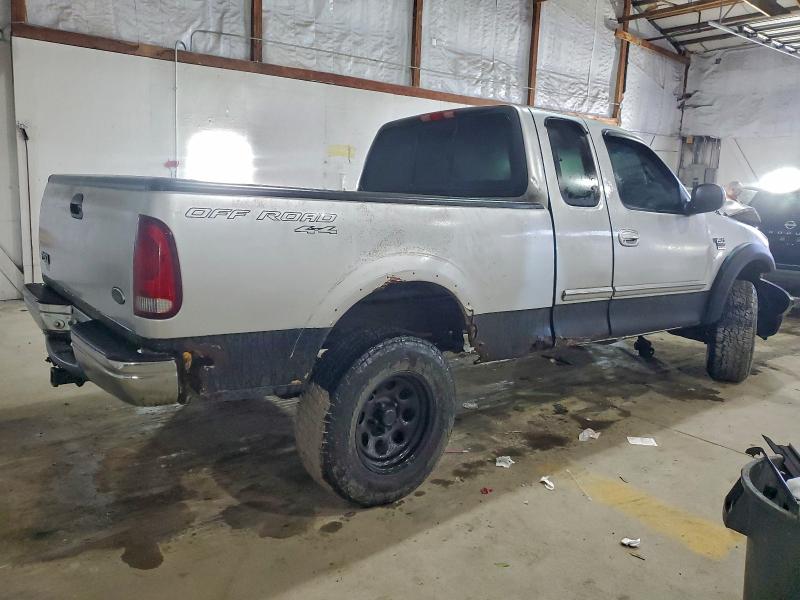 Photo 3 from auction – 2001 FORD F150 with VIN 1FTRX18L41NB87691