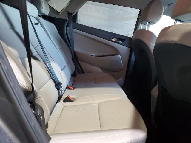 Photo 11 from auction – 2019 HYUNDAI TUCSON SE with VIN KM8J2CA49KU039713