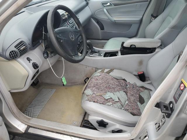 Photo 7 from auction – 2004 MERCEDES-BENZ C with VIN WDBRF40J64F553534