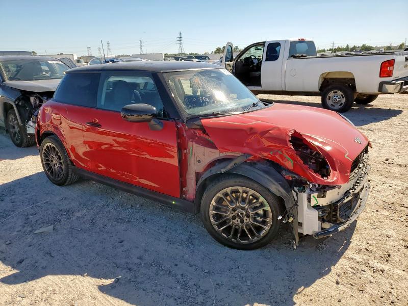 Photo 4 from auction – 2025 MINI COOPER S with VIN WMW23GD00S2W39678