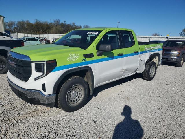 GMC SIERRA 2023 with VIN 1GTRUAED1PZ228558 - Photo from auction
