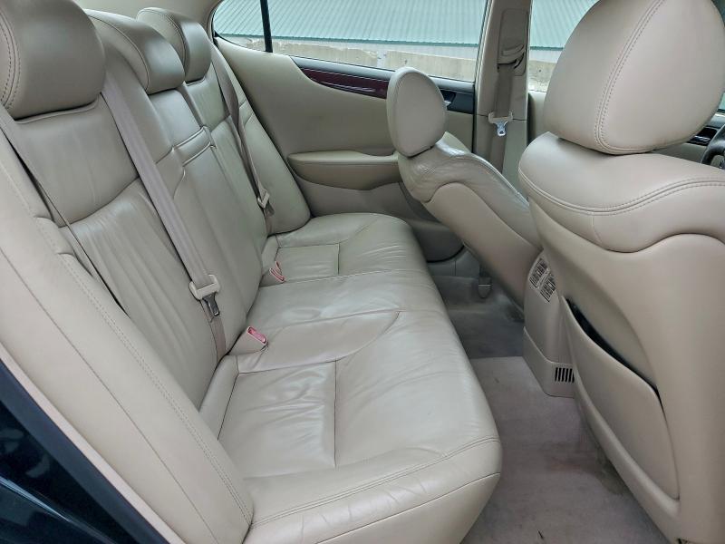 Photo 10 from auction – 2002 LEXUS ES 300 with VIN JTHBF30G725016156