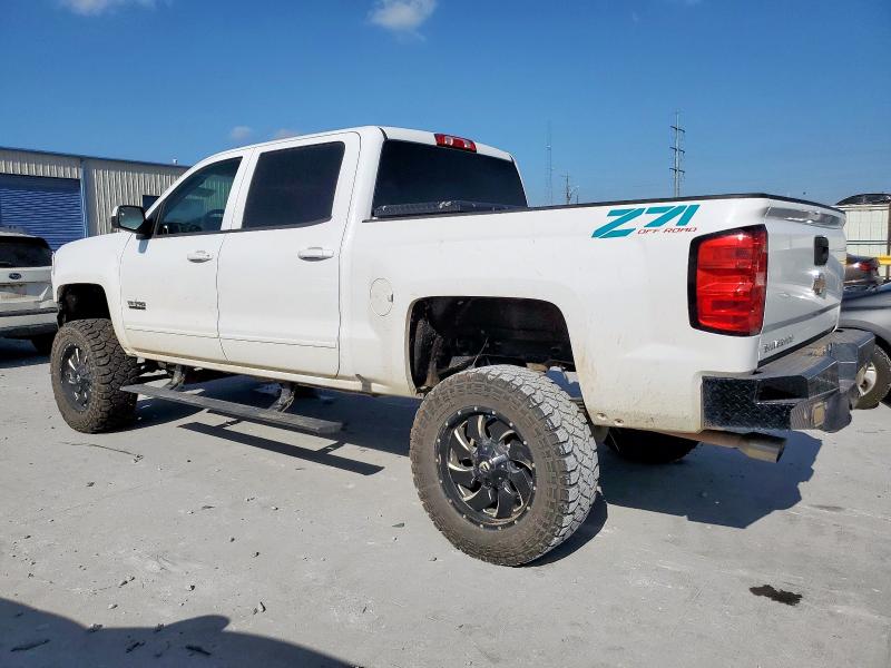 Photo 2 from auction – 2018 CHEVROLET SILVERADO with VIN 3GCUKREC0JG450988