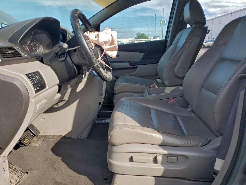Photo 7 from auction – 2011 HONDA ODYSSEY TO with VIN 5FNRL5H96BB061940