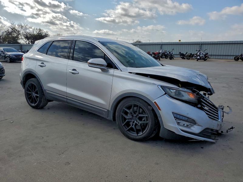 Photo 4 from auction – 2015 LINCOLN MKC with VIN 5LMCJ1A90FUJ46342