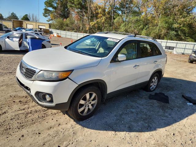 KIA SORENTO 2012 with VIN 5XYKT3A65CG258226 - Photo from auction