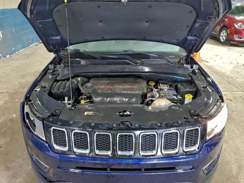 Photo 12 from auction – 2017 JEEP COMPASS with VIN 3C4NJCBBXHT690843
