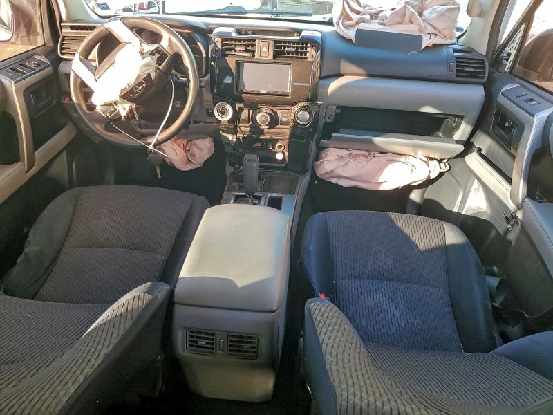 Zdjęcie 8 z aukcji – 2010 TOYOTA 4RUNNER z VIN JTEZU5JR1A5006928