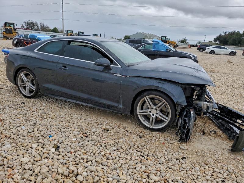 Photo 4 from auction – 2019 AUDI A5 PREMIUM with VIN WAUTNAF56KA030637