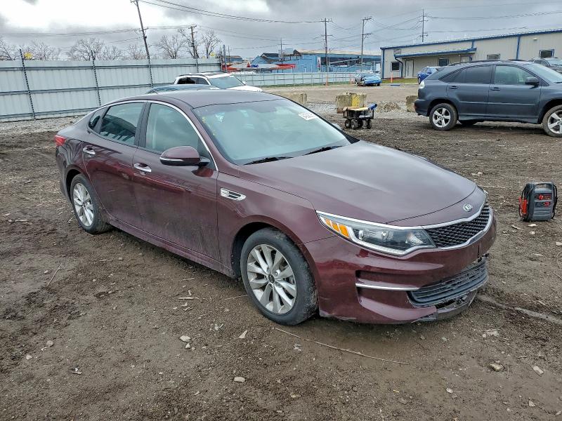 Photo 4 from auction – 2018 KIA OPTIMA with VIN 5XXGT4L39JG254471