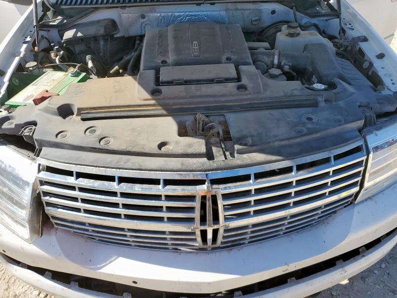 Photo 12 from auction – 2012 LINCOLN NAVIGATOR with VIN 5LMJJ2H53CEL03545