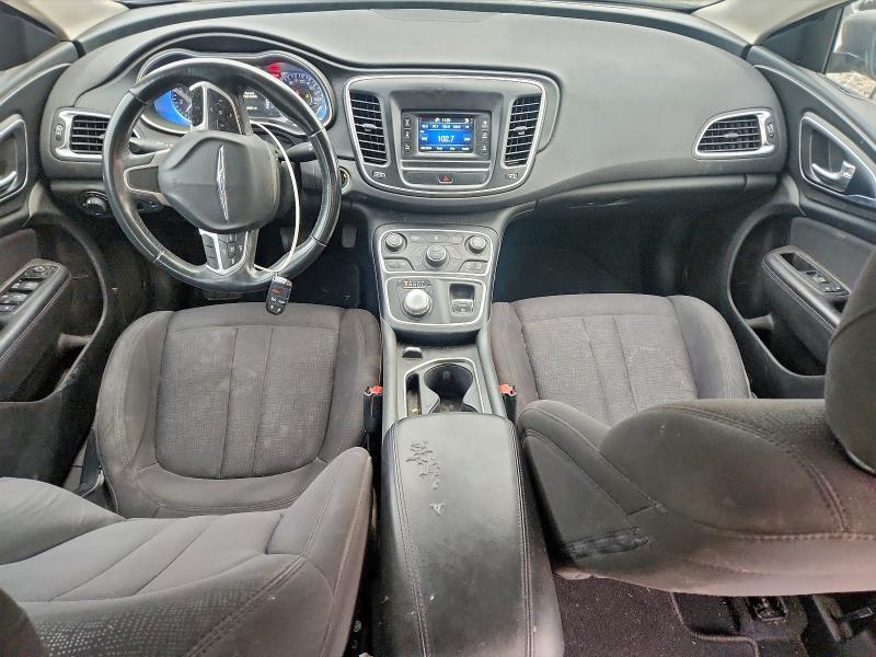 Photo 8 from auction – 2015 CHRYSLER 200 LIMITE with VIN 1C3CCCAB4FN653565