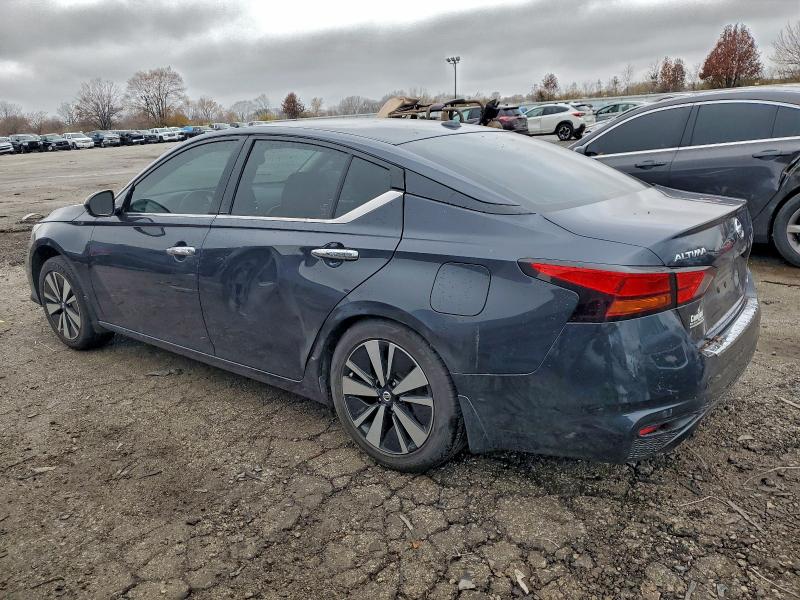 Photo 2 from auction – 2019 NISSAN ALTIMA SV with VIN 1N4BL4DW5KC251755