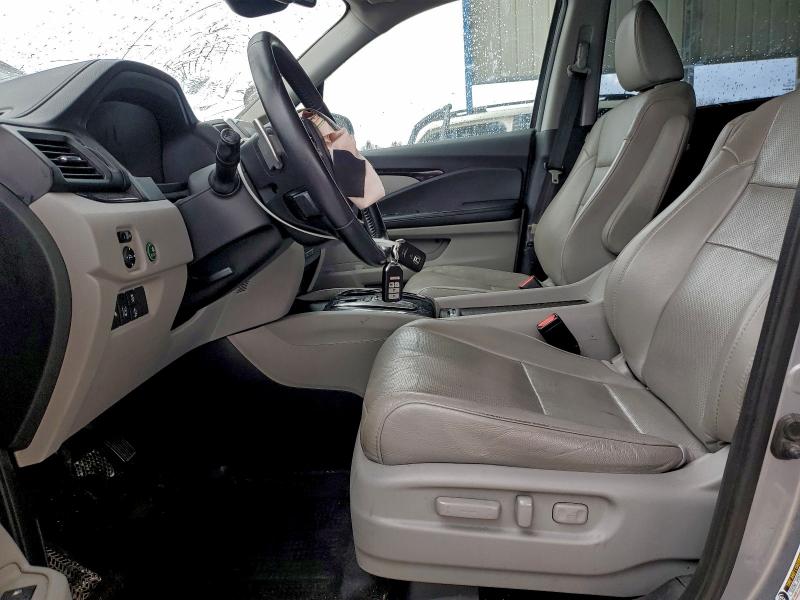 Photo 7 from auction – 2017 HONDA PILOT ELIT with VIN 5FNYF6H07HB056524