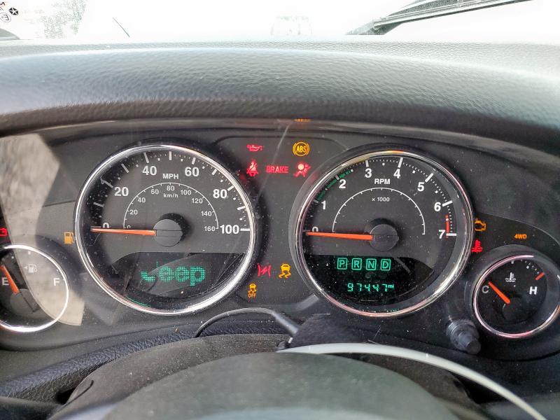 Zdjęcie 9 z aukcji – 2015 JEEP WRANGLER U z VIN 1C4HJWEG2FL525030
