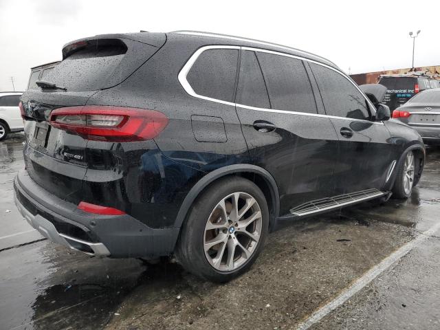 Photo 3 from auction – 2021 BMW X5 SDRIVE with VIN 5UXCR4C06M9F08451