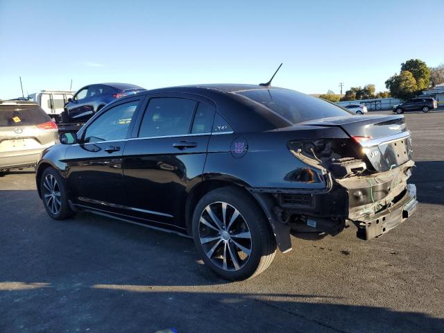 Photo 2 from auction – 2013 CHRYSLER 200 TOURIN with VIN 1C3CCBBB5DN570393