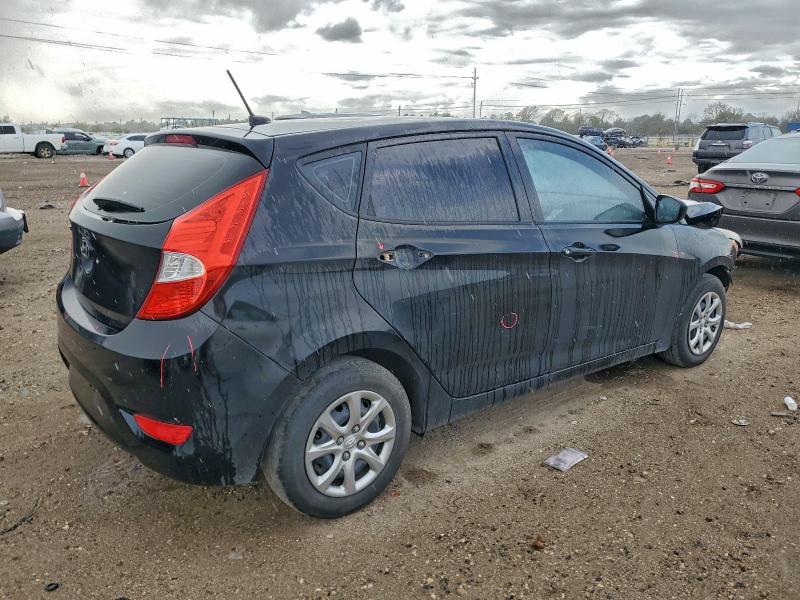 Photo 3 from auction – 2013 HYUNDAI ACCENT with VIN KMHCT5AE6DU129785