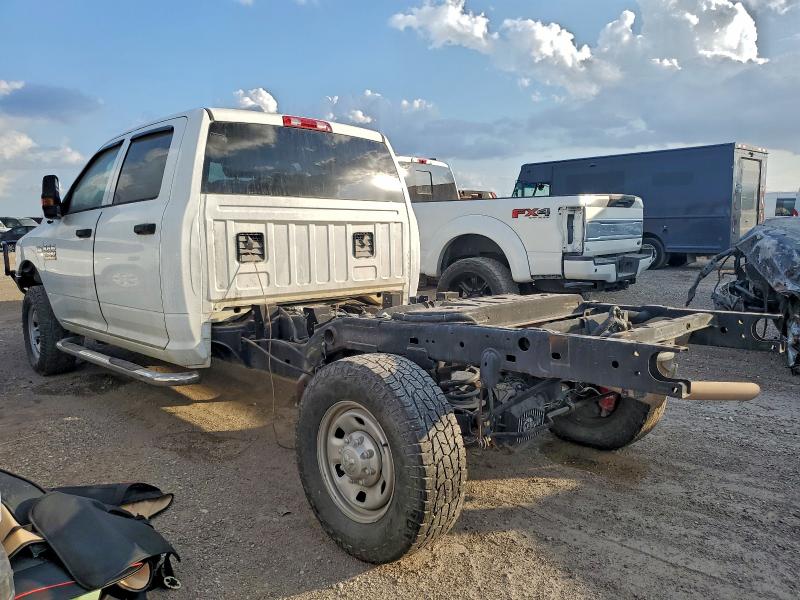Zdjęcie 2 z aukcji – 2018 RAM 2500 z VIN 3C6UR5HJ1JG380620