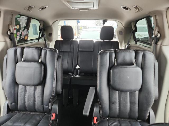 Photo 10 from auction – 2012 CHRYSLER TOWN & COU with VIN 2C4RC1CG5CR124630