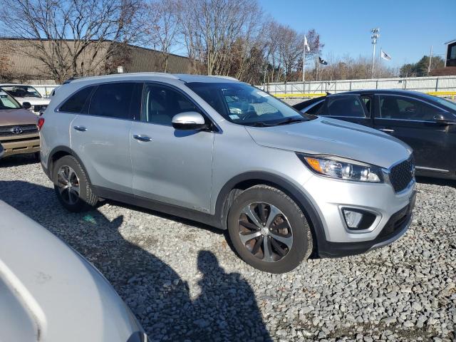 Photo 4 from auction – 2017 KIA SORENTO EX with VIN 5XYPHDA59HG238704