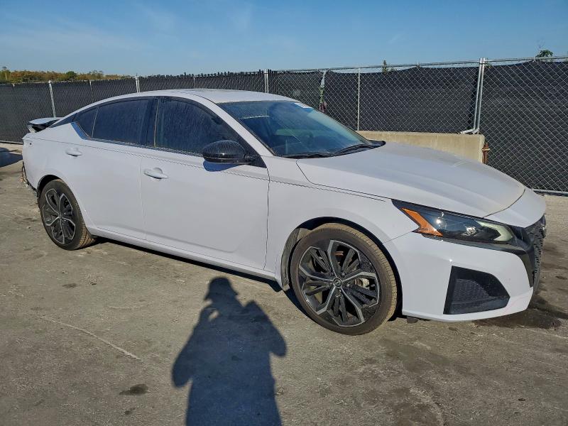 Photo 4 from auction – 2024 NISSAN ALTIMA SR with VIN 1N4BL4CV2RN420329